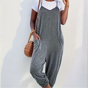 NWOT Women’s onesie jumpsuit size XL in dark gray color